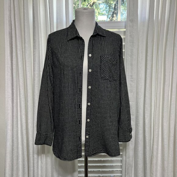 Old Navy Flannel Shirt The Classic Black White Plaid L Cotton Relaxed Fit - Picture 1 of 9